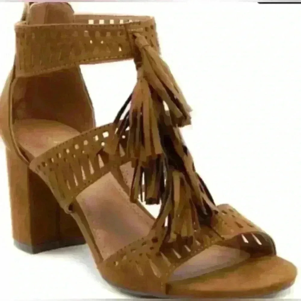 Rampage Ruby Tassel Open Toe Sandal Size 8 - image 1